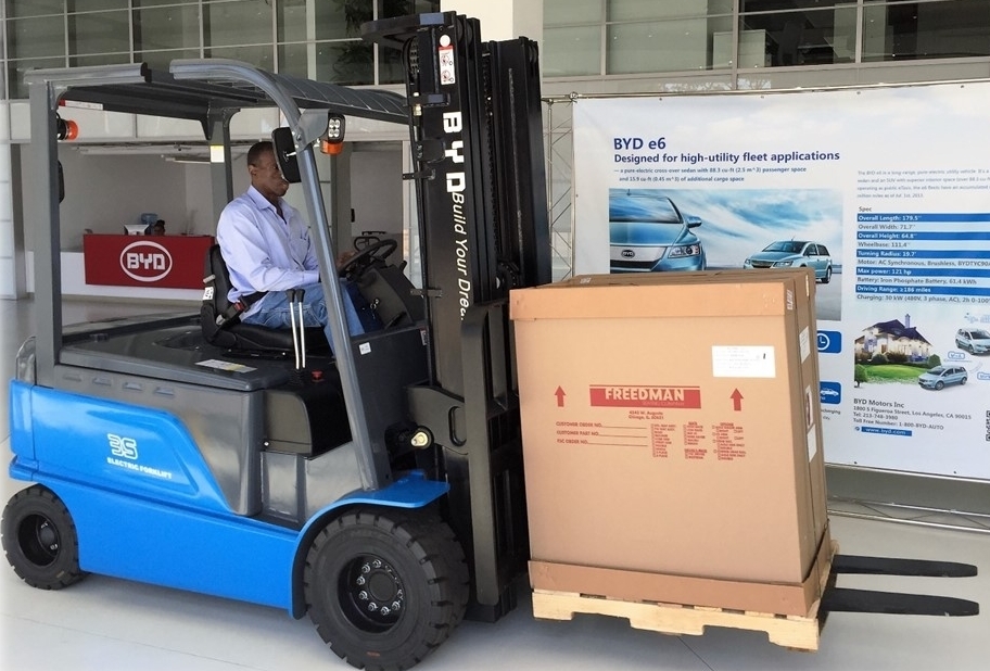 BYD Forklift in Use